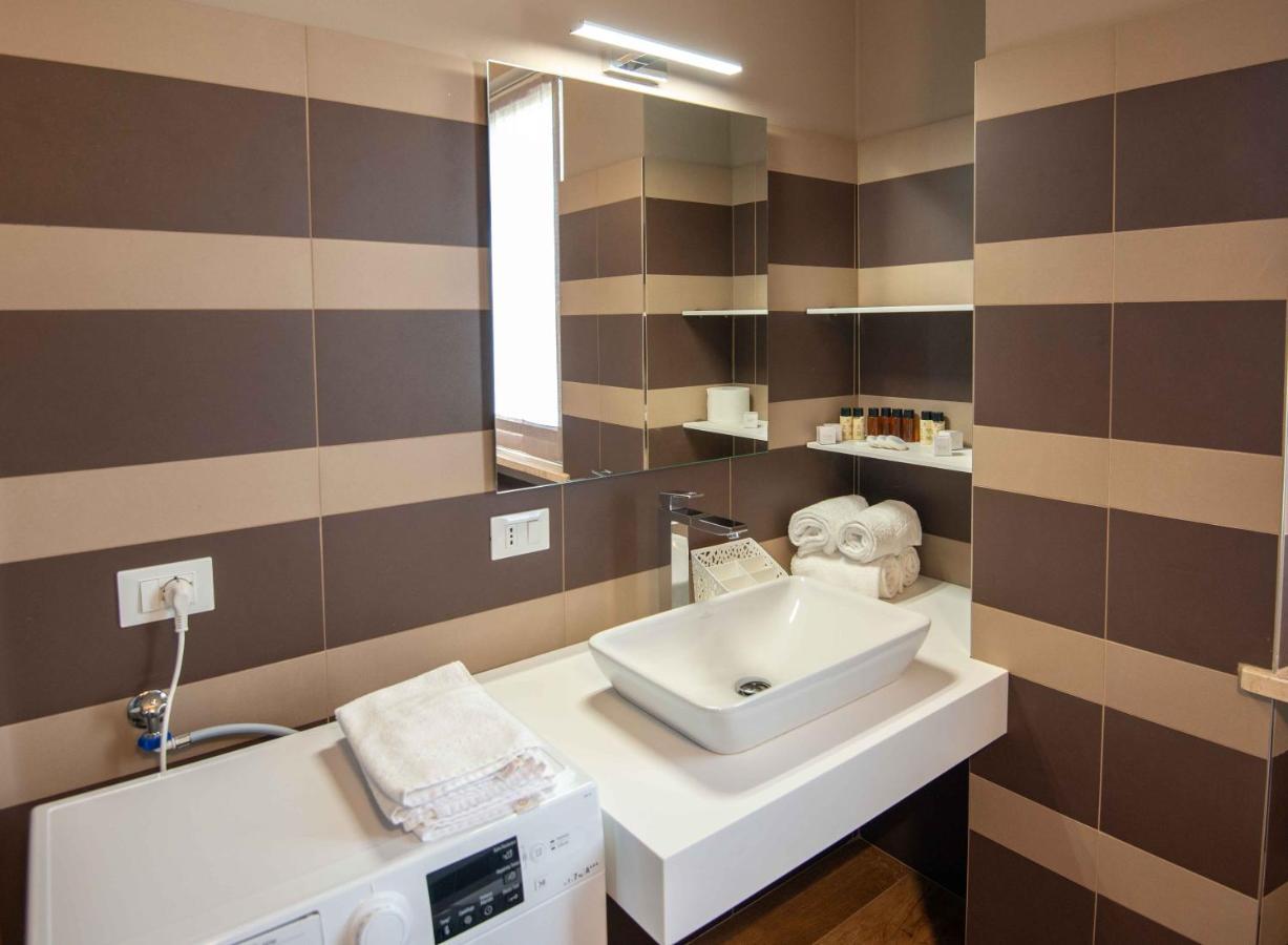 Sirmio Apartments - Narnia Stay Sirmione Kültér fotó