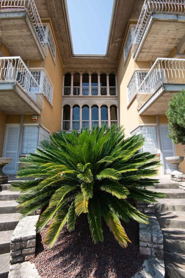 Sirmio Apartments - Narnia Stay Sirmione Kültér fotó